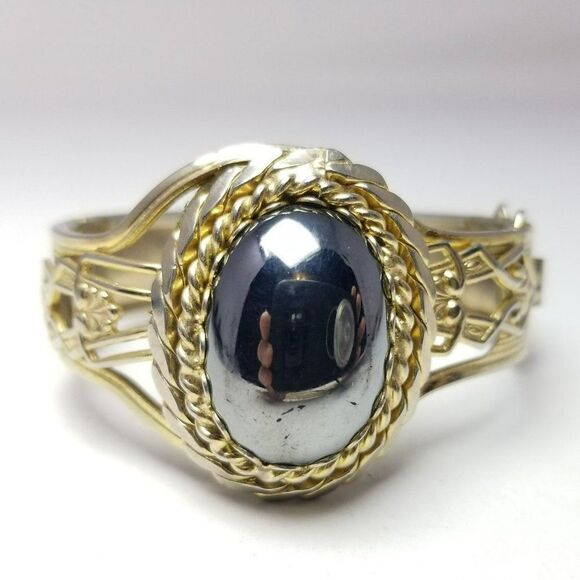 Vintage Large Gold Tone Bangle with Oval Cabochon Center, Hinged Bracelet Estate - Picture 1 of 8